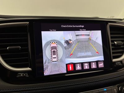 2021 Chrysler Pacifica - Photo 19
