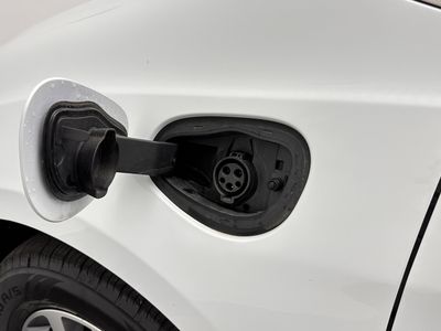 2021 Chrysler Pacifica - Photo 37