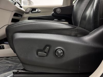 2021 Chrysler Pacifica - Photo 14