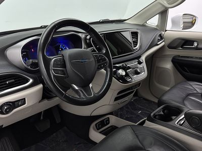 2021 Chrysler Pacifica - Photo 9