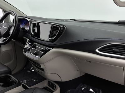 2021 Chrysler Pacifica - Photo 34