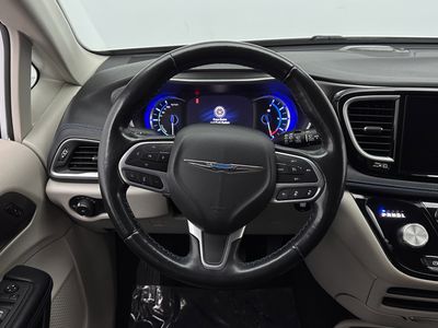 2021 Chrysler Pacifica - Photo 24