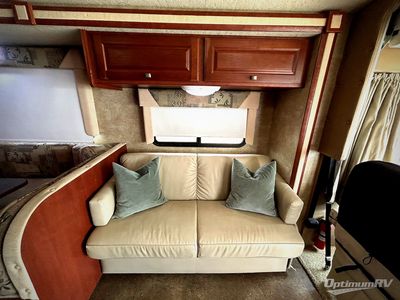 2015 Winnebago Vista - Photo 12