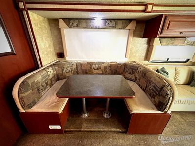 2015 Winnebago Vista - Photo 13