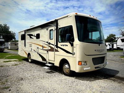 2015 Winnebago Vista - Photo 1