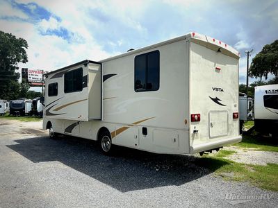 2015 Winnebago Vista - Photo 3