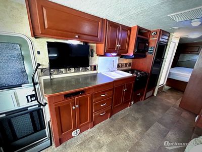 2015 Winnebago Vista - Photo 10