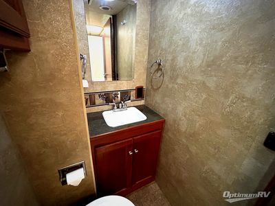 2015 Winnebago Vista - Photo 15