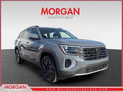 2026 Volkswagen Atlas 2.0T SE w/Technology in Gray — front three-quarter view