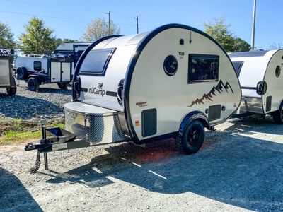 2026 nuCamp TAB 320 Black Canyon — rear three-quarter view