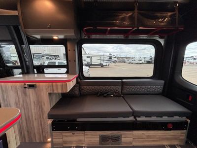 2025 Airstream Interstate 19X — photo 14 view