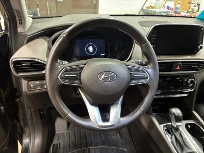 2020 Hyundai Santa Fe - Photo 19