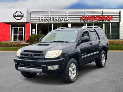 2004 Toyota 4Runner — interior view