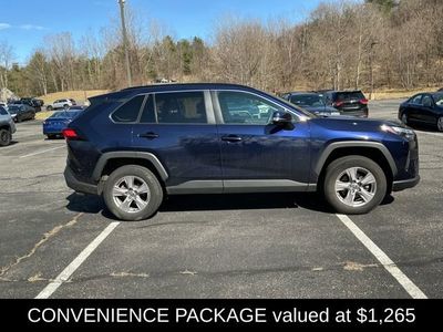 2023 Toyota RAV4 XLE - Photo 3