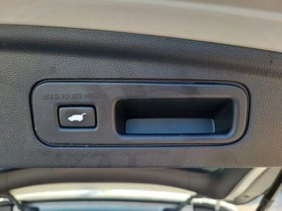 2023 Acura MDX — photo 12 view