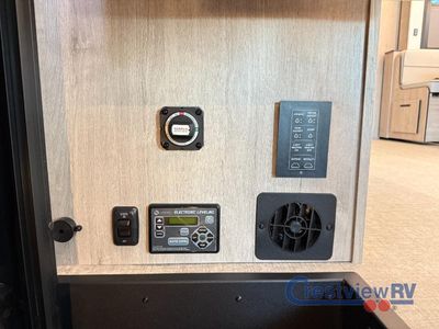 2026 Grand Design Lineage Series F - Photo 12