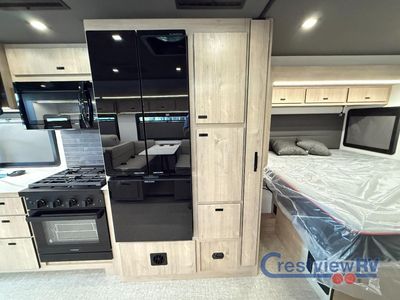 2026 Grand Design Lineage Series F - Photo 23