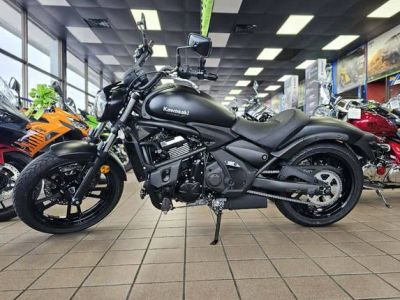 2025 Kawasaki Vulcan® S — front three-quarter view