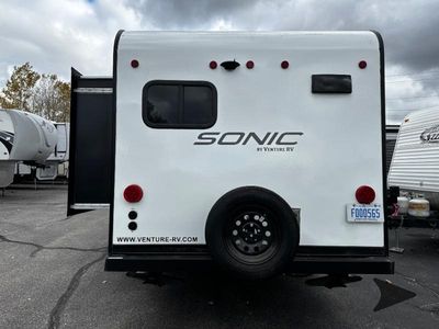 2022 Venture RV Sonic - Photo 6