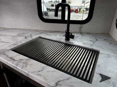 2022 Venture RV Sonic - Photo 14