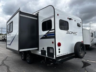 2022 Venture RV Sonic - Photo 4