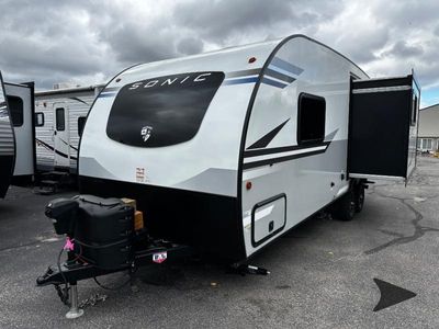 2022 Venture RV Sonic - Photo 2