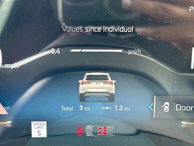 2026 BMW X3 — photo 9 view