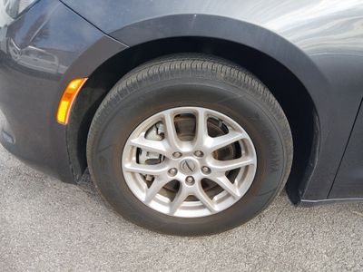 2022 Chrysler Voyager - Photo 10