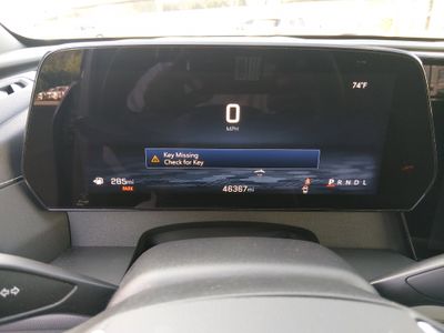 2025 Chevrolet Traverse - Photo 14