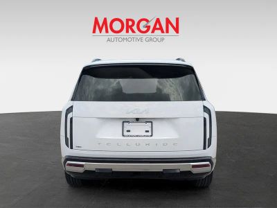 2027 Kia Telluride Hybrid — engine compartment view