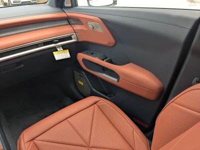 2027 Kia Telluride Hybrid — photo 24 view