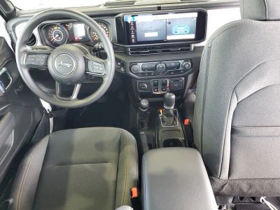 2026 Jeep Wrangler — photo 11 view