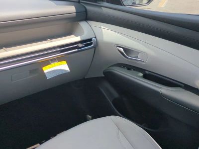 2026 Hyundai TUCSON HYBRID — photo 20 view