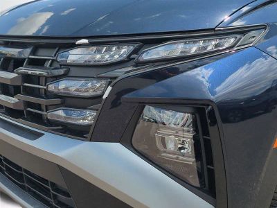 2026 Hyundai TUCSON HYBRID — photo 10 view