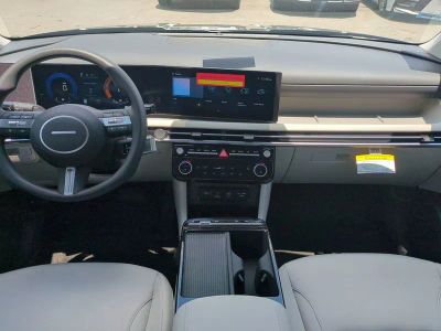 2026 Hyundai TUCSON HYBRID — photo 18 view