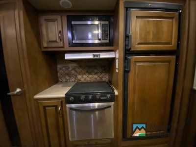 2016 Forest River RV Sabre - Photo 10