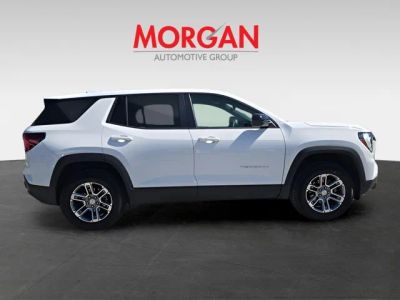 2025 GMC Terrain — photo 9 view