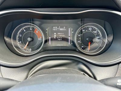 2019 Jeep Cherokee — photo 38 view