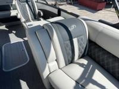 2026 Barletta Lusso L25UC - Photo 13