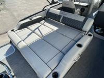 2026 Barletta Lusso L25UC - Photo 28