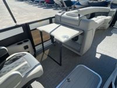 2026 Barletta Lusso L25UC - Photo 15