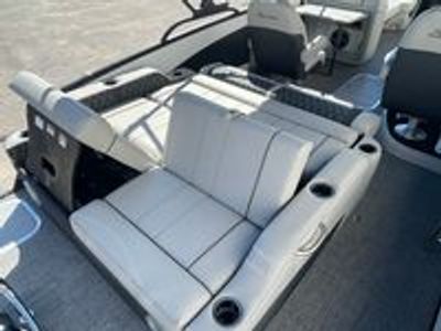 2026 Barletta Lusso L25UC - Photo 31