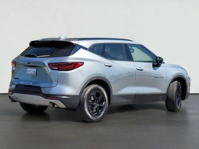 2025 Chevrolet BLAZER — interior view