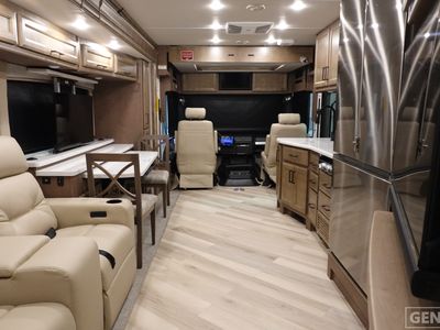 2026 Holiday Rambler Vacationer - Photo 6