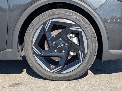 2025 Kia K4 - Photo 13