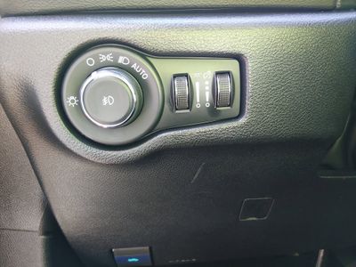 2025 Chrysler Pacifica - Photo 13