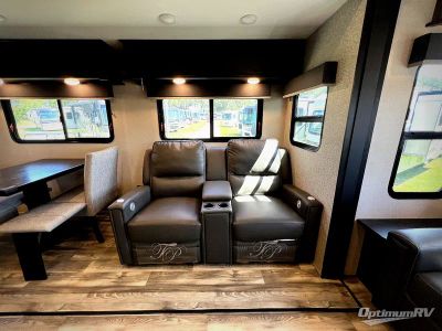 2022 Highland Ridge Mesa Ridge XLT — photo 8 view