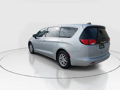 2023 Chrysler Voyager - Photo 5