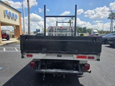 2017 Ford F-250SD — engine compartment view