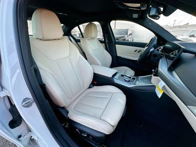 2026 BMW 3 Series — photo 23 view